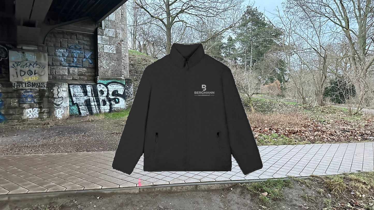 Sherpa Sweater Bergmann gestickt!