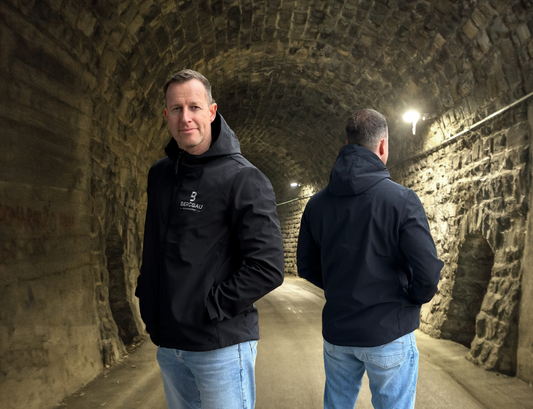 Softshell Jacke mit Kaputze - BERGBAU